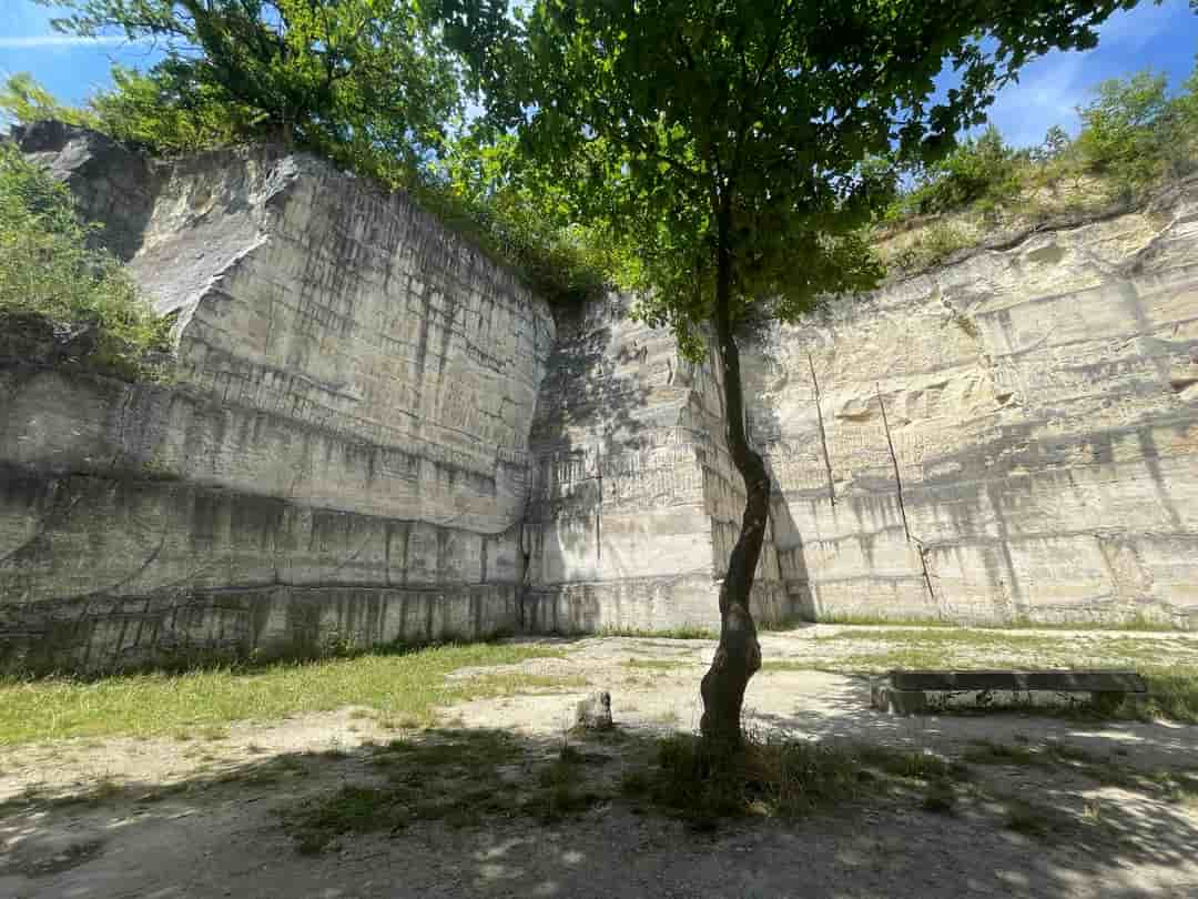 Saint-Maximin secteur mille feuille et petite tour